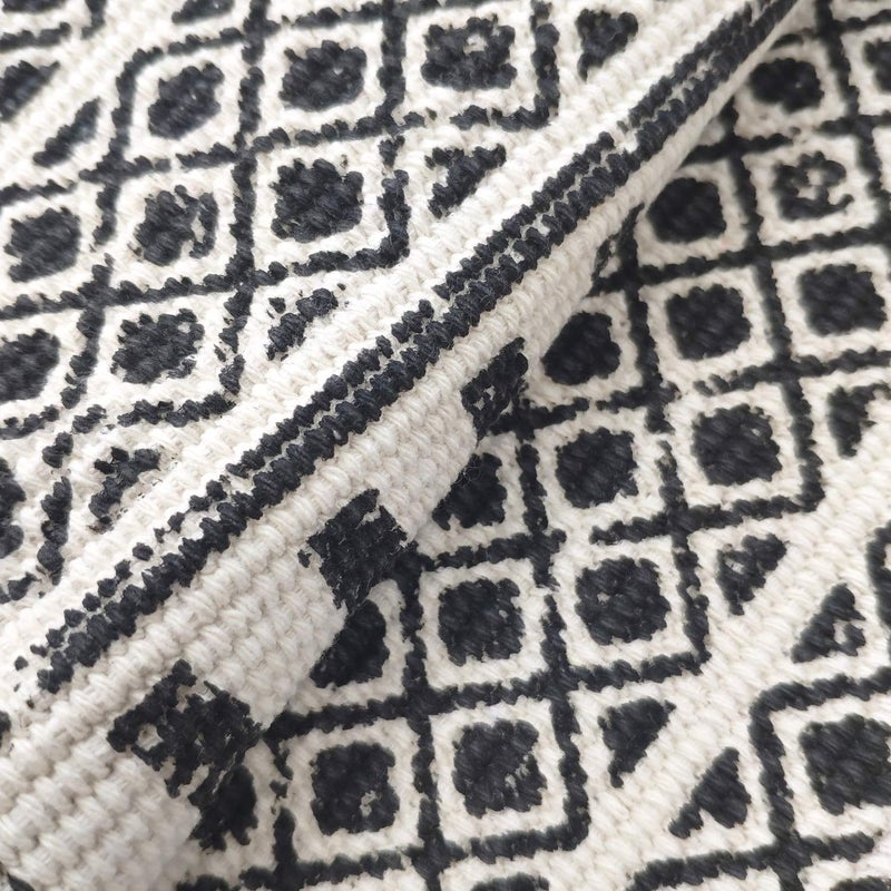 USTIDE سجادة غرفة المعيشة USTIDE باللون الأسود والكريم، سجادة بوهو رنر ريفية عتيقة من الصوف الكبير، سجادة منطقة من القطن الطبيعي قابلة للغسل (4 قدم × 6 قدم، أسود وأبيض) - Image 2